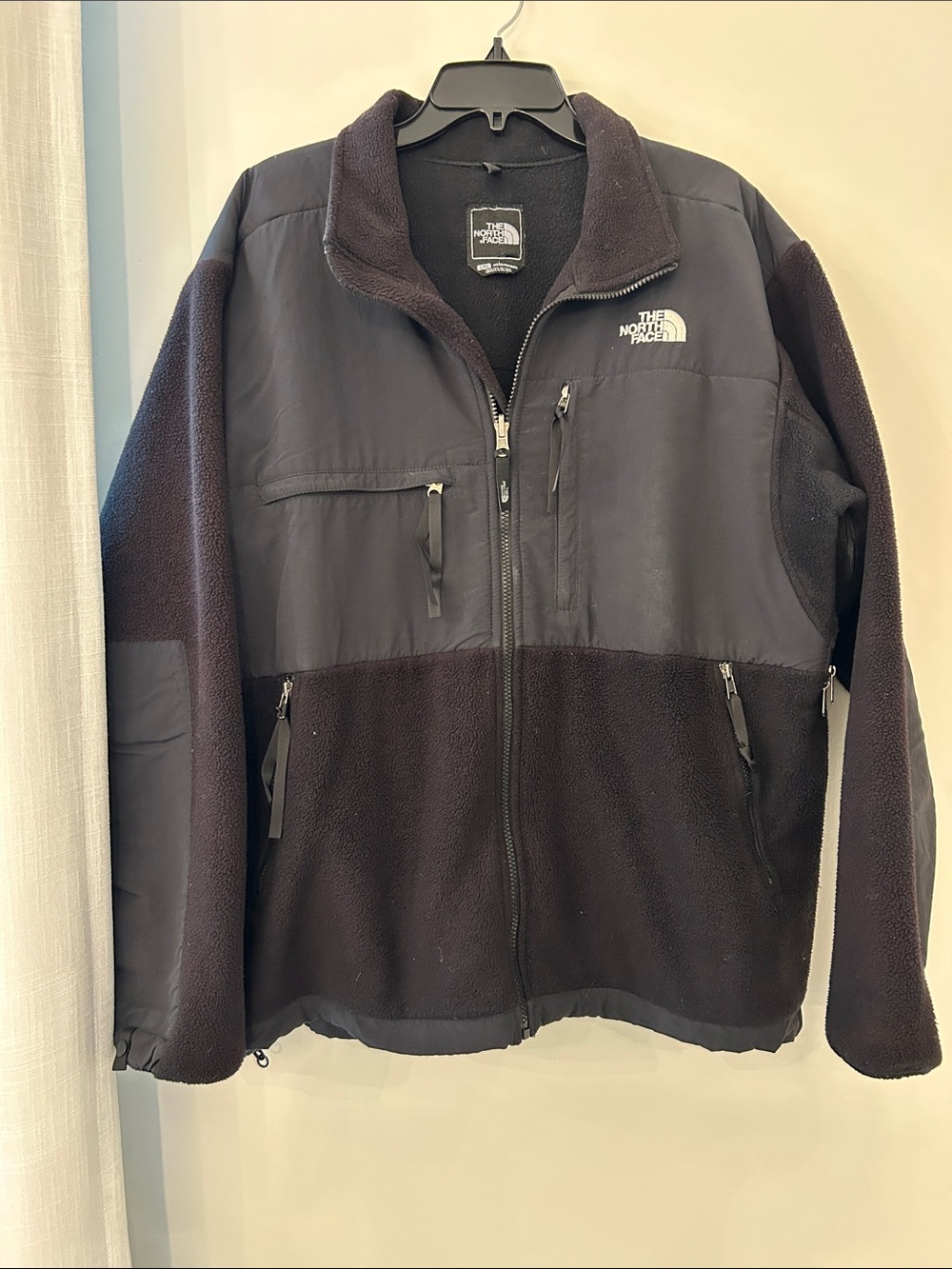 The North Face Men's Black Two-Tone Fleece Jacket